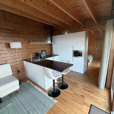 Sunset Eco Shelter 4 *
