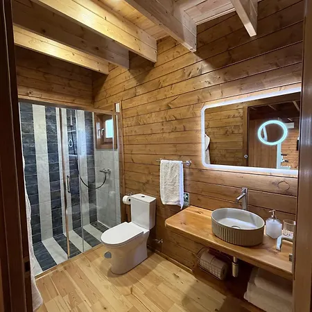 Chalet Sunset Eco Shelter 4 *