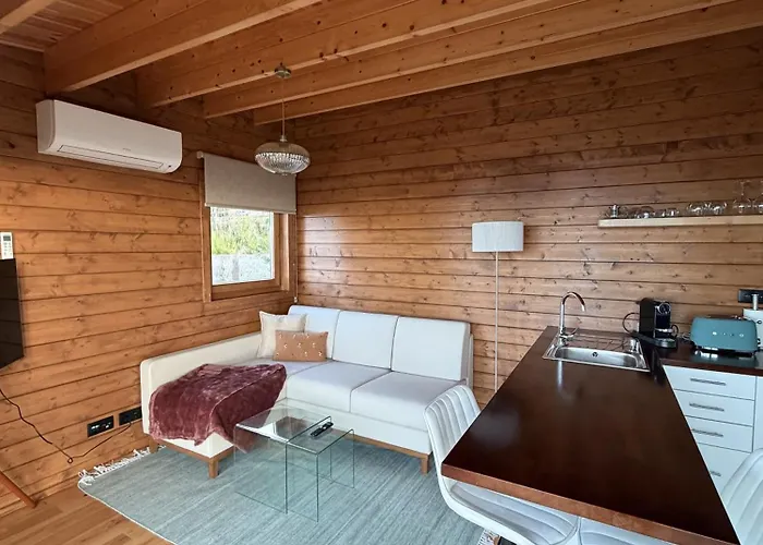 בקתה Sunset Eco Shelter 4 *