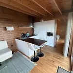 Sunset Eco Shelter 4 *
