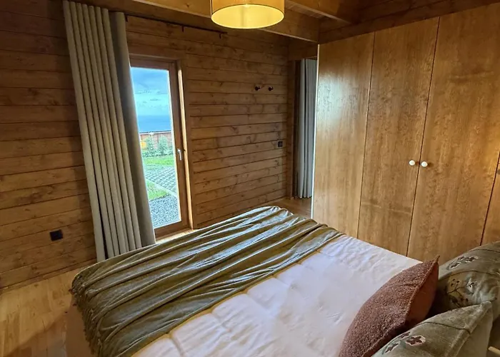 Sunset Eco Shelter 4